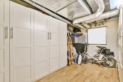 Garage storage detail 1